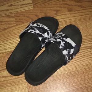 Men’s Nike slides